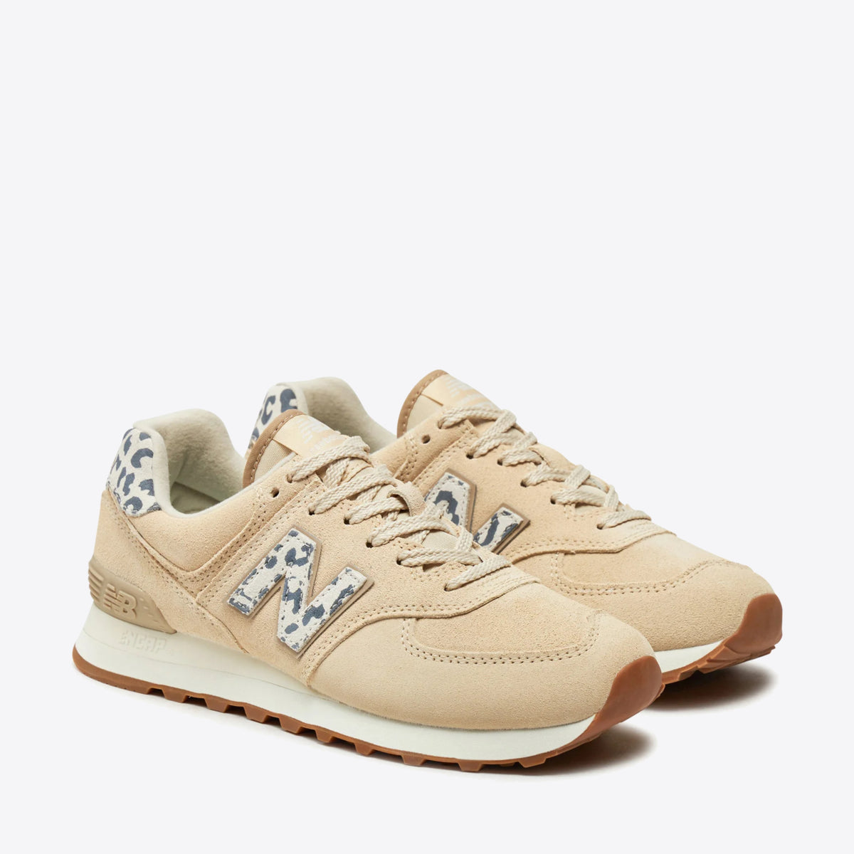 NEW BALANCE 574 Womens Sandstone/Sea Salt - Image 2