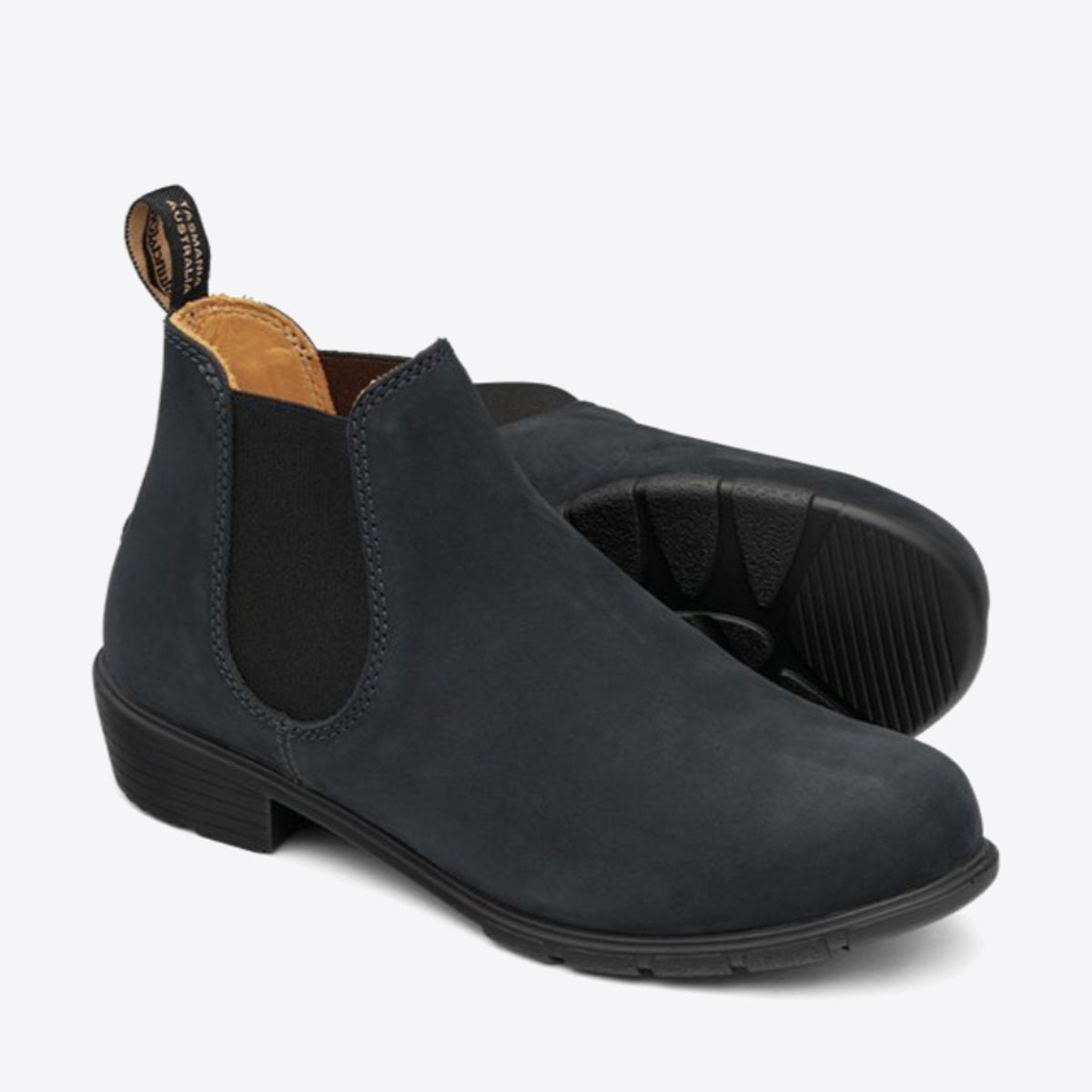 Buy BLUNDSTONE 1977 Suede Boot Black Nubuck Online Pat