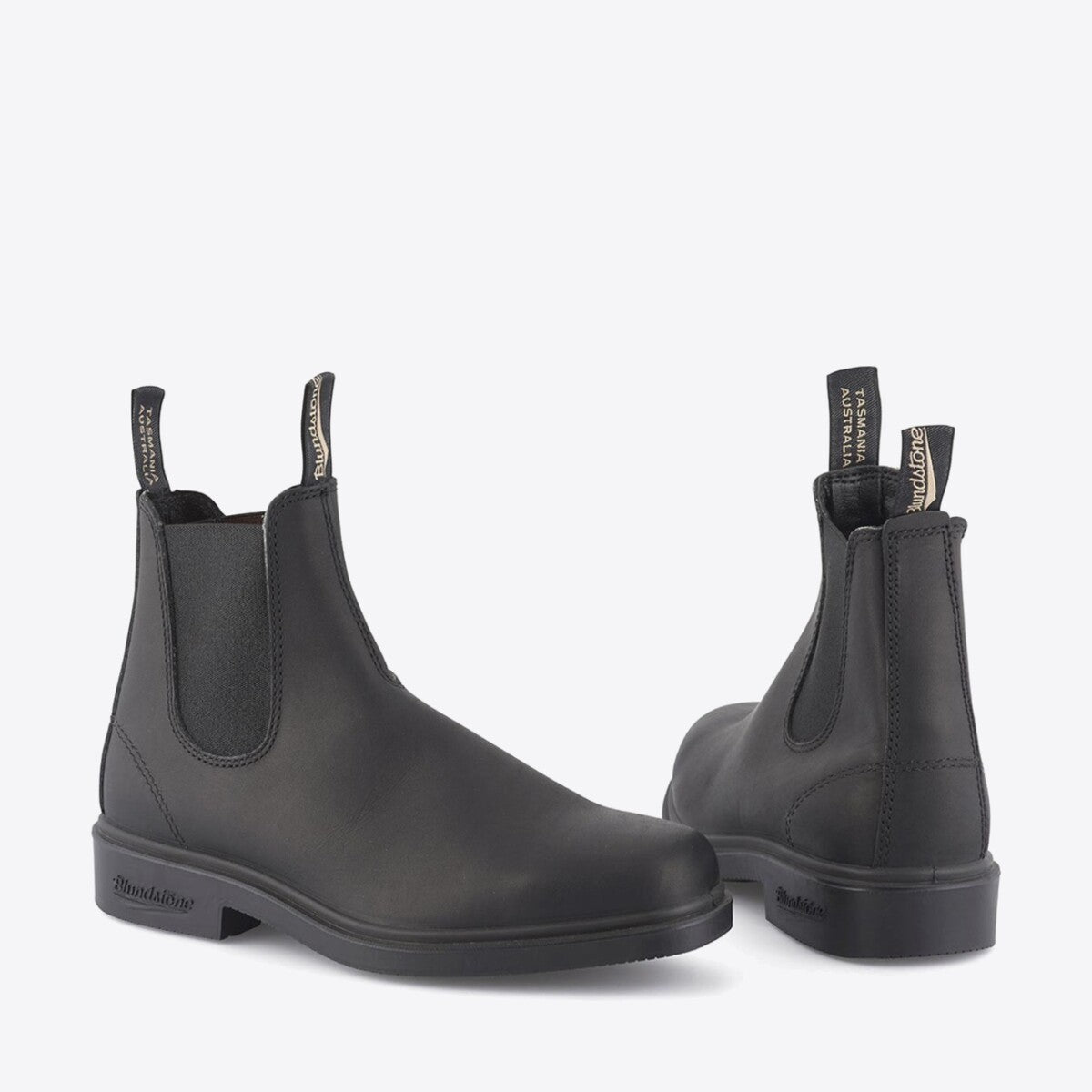 Buy BLUNDSTONE Gusset Dress Boot 063 Series Black Online Pat